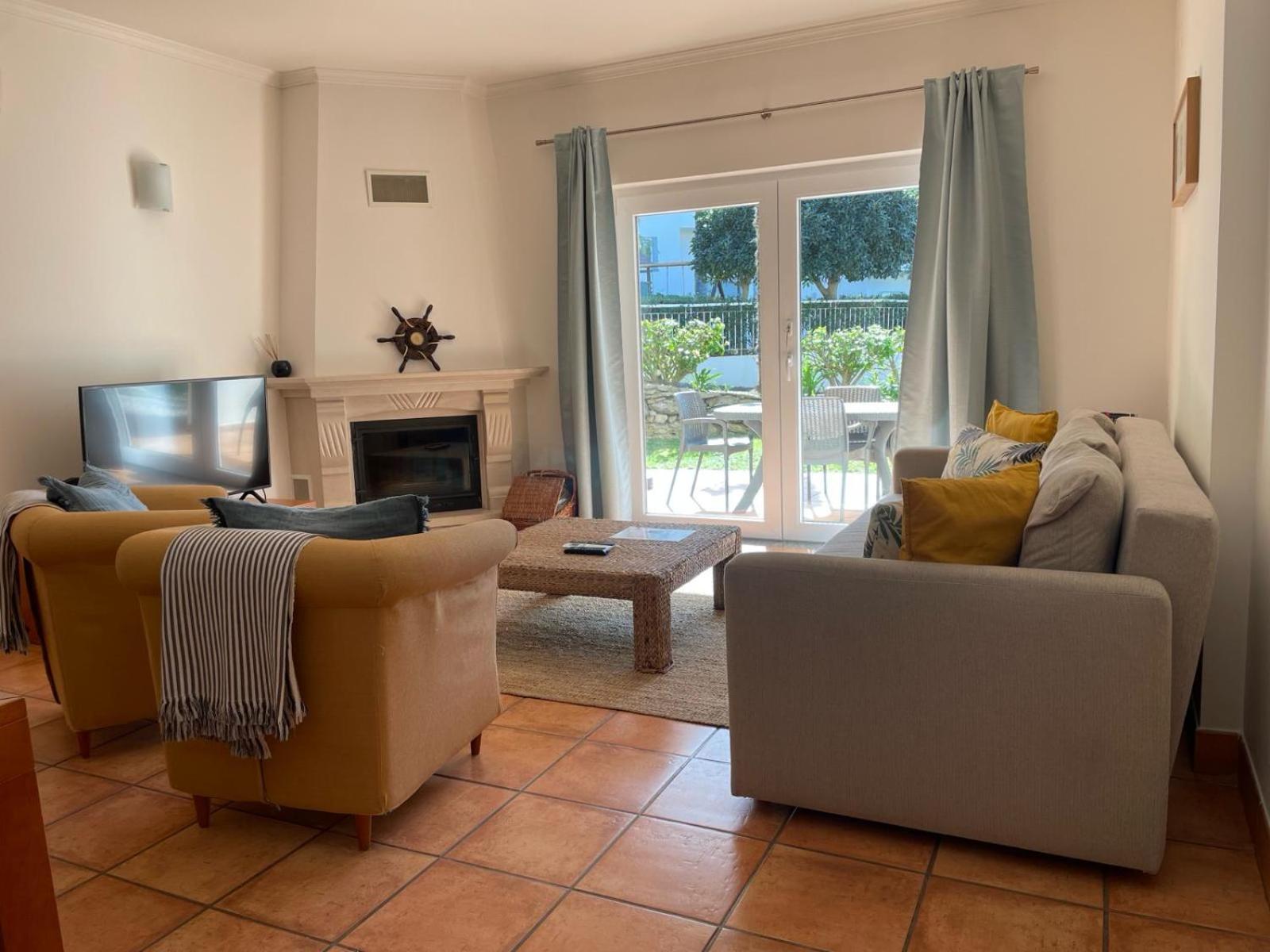 Spacious Apartment Near Porto De Mos Beach, Lagos. מראה חיצוני תמונה